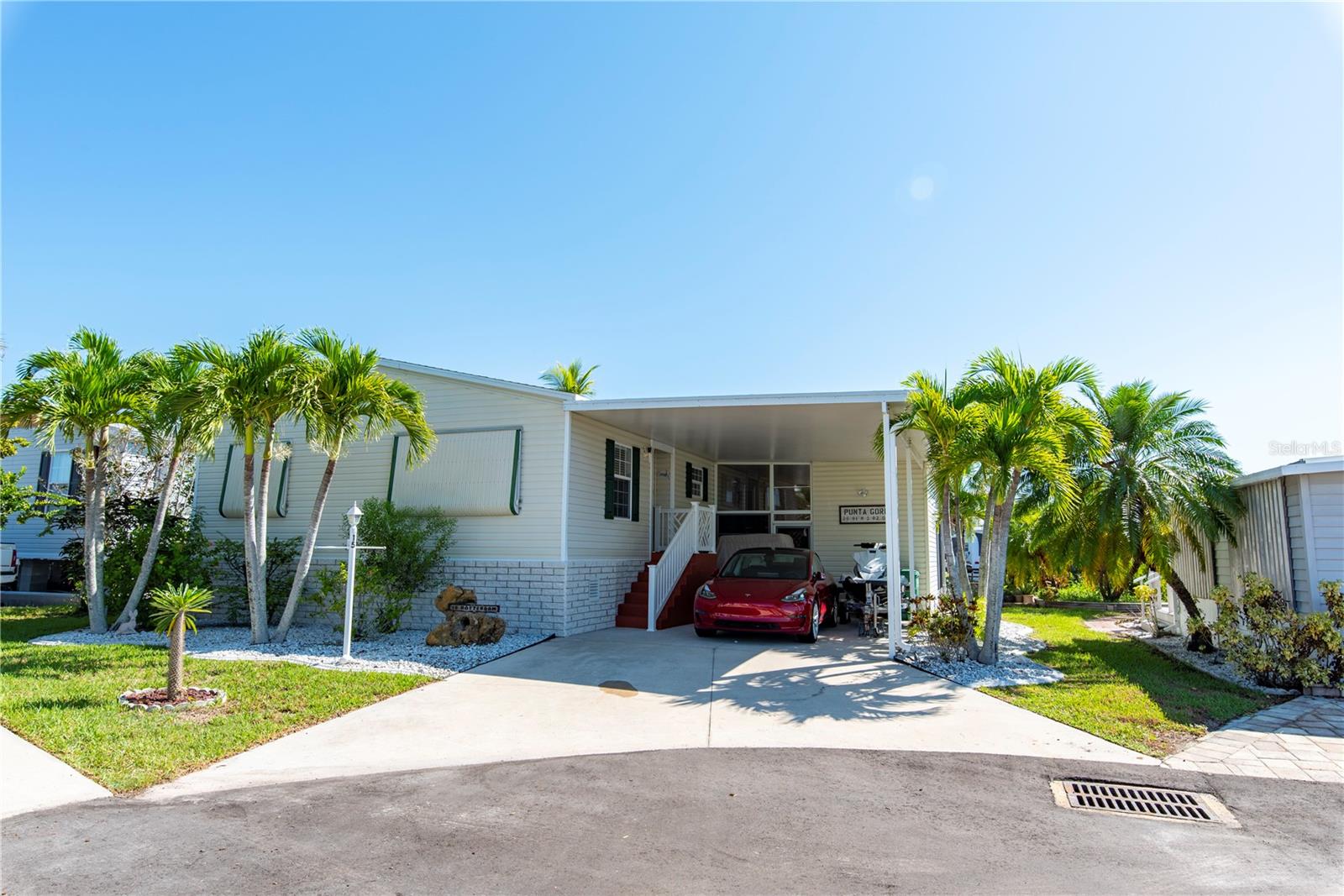 Details for 15 Rotterdam Drive, PUNTA GORDA, FL 33950