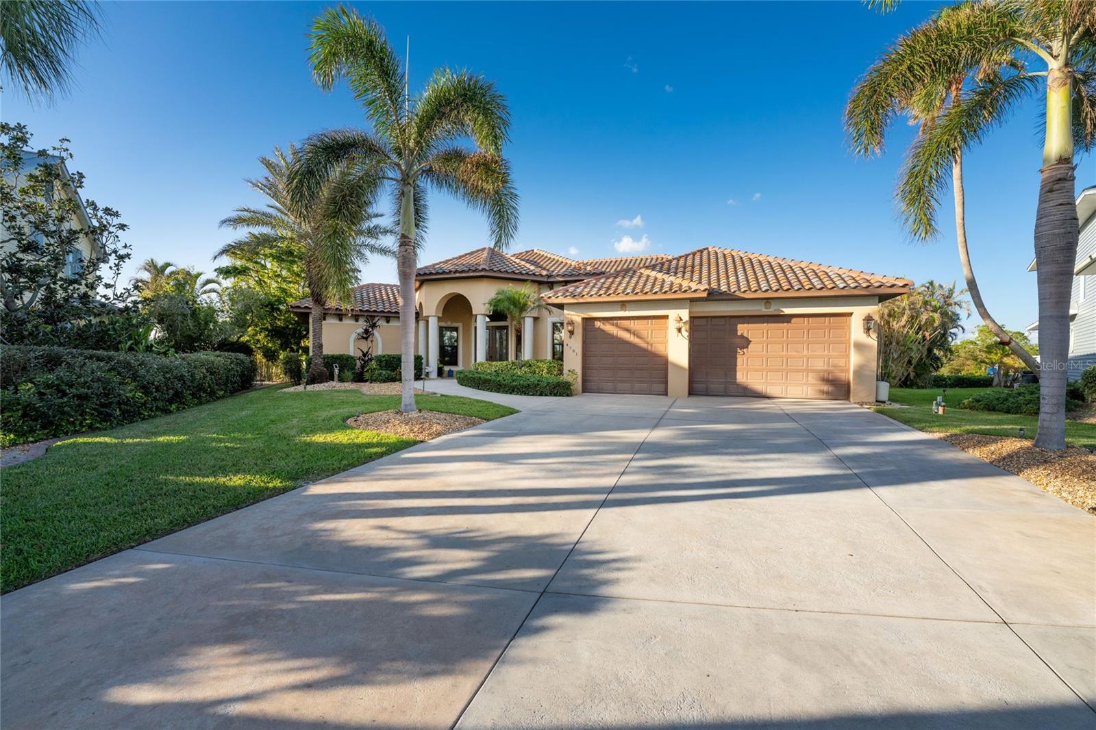 Image 5 of 76 For 4201 Eagle Nest Court