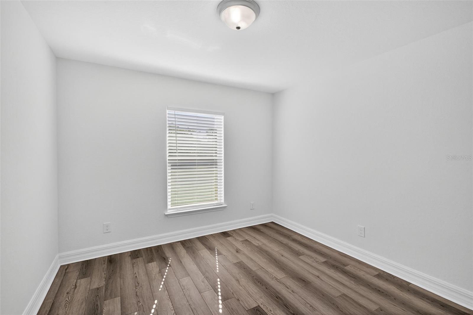 Image 6 of 9 For 2814 28th Avenue