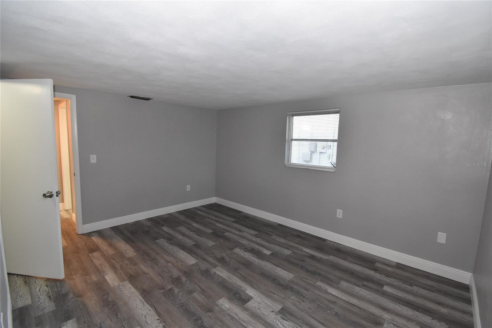 Image 10 of 25 For 7300 Embassy Boulevard