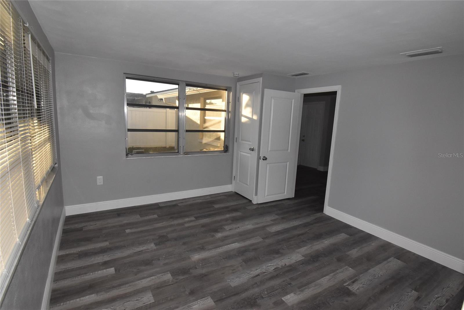 Image 20 of 25 For 7300 Embassy Boulevard