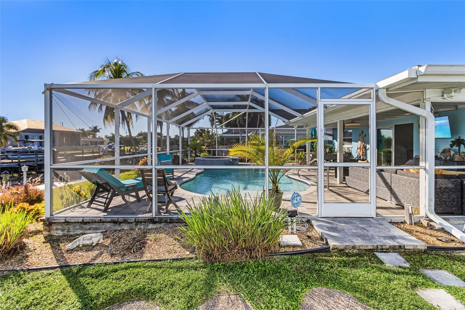 Image 17 of 34 For 3005 18th Avenue