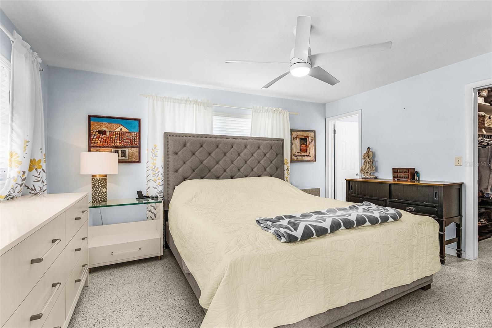 Image 27 of 34 For 3005 18th Avenue