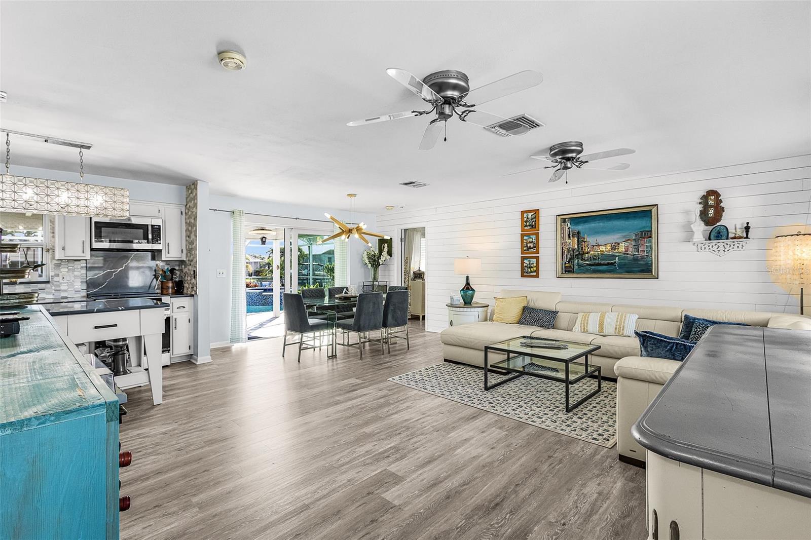 Image 6 of 34 For 3005 18th Avenue