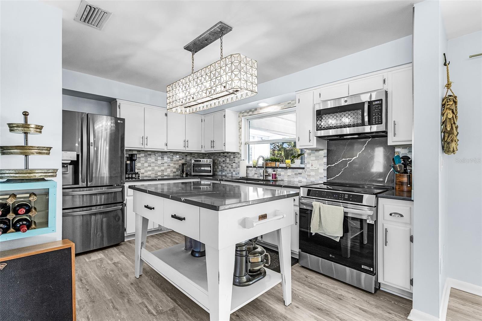 Image 7 of 34 For 3005 18th Avenue