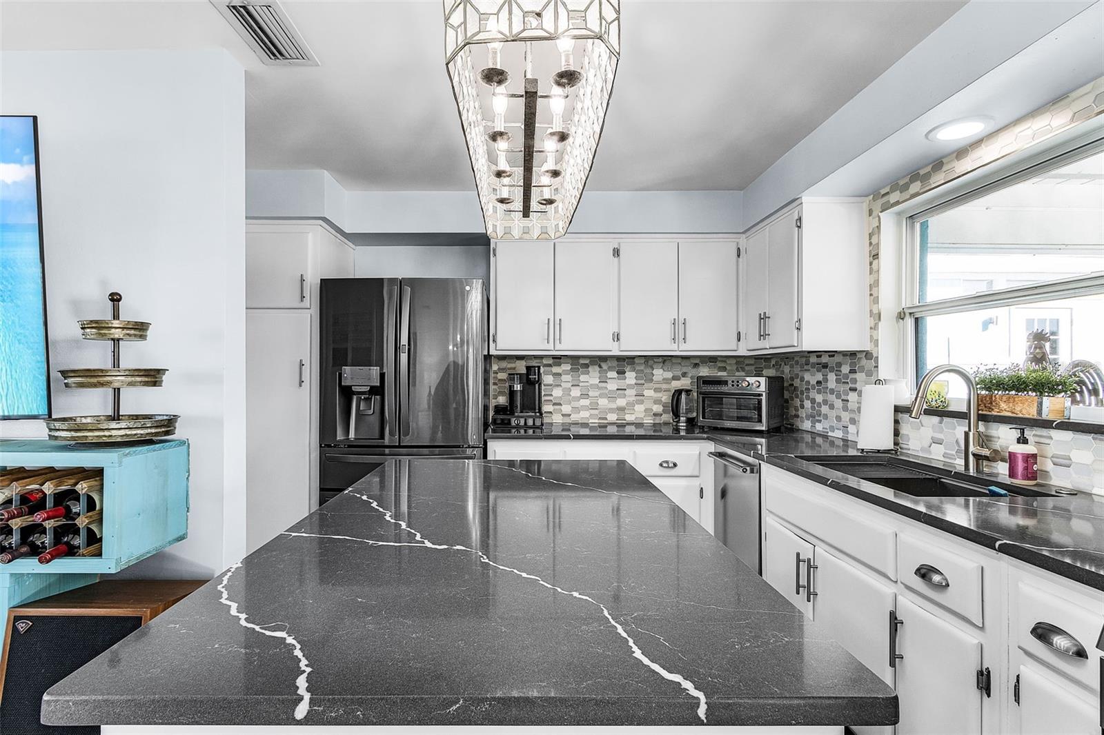 Image 8 of 34 For 3005 18th Avenue