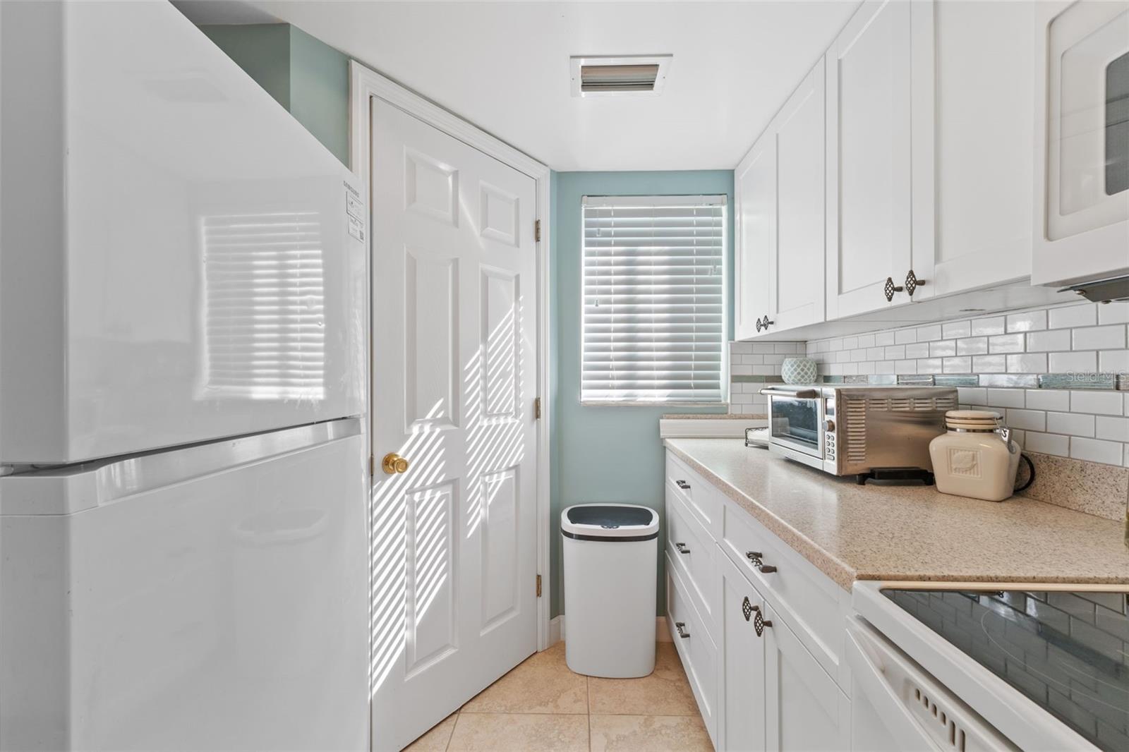 Image 11 of 28 For 2486 Caring Way 10c