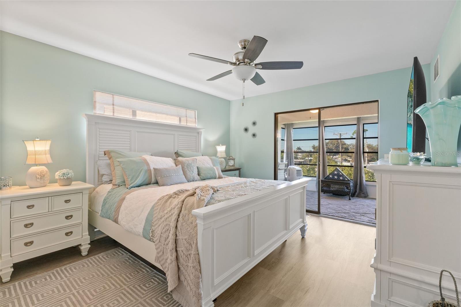 Image 14 of 28 For 2486 Caring Way 10c