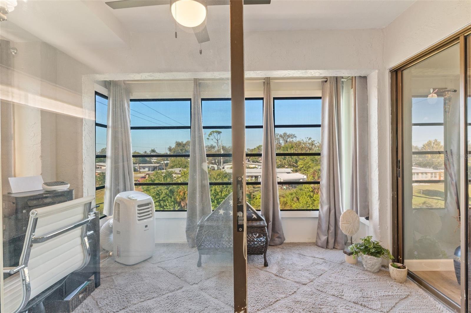 Image 25 of 28 For 2486 Caring Way 10c