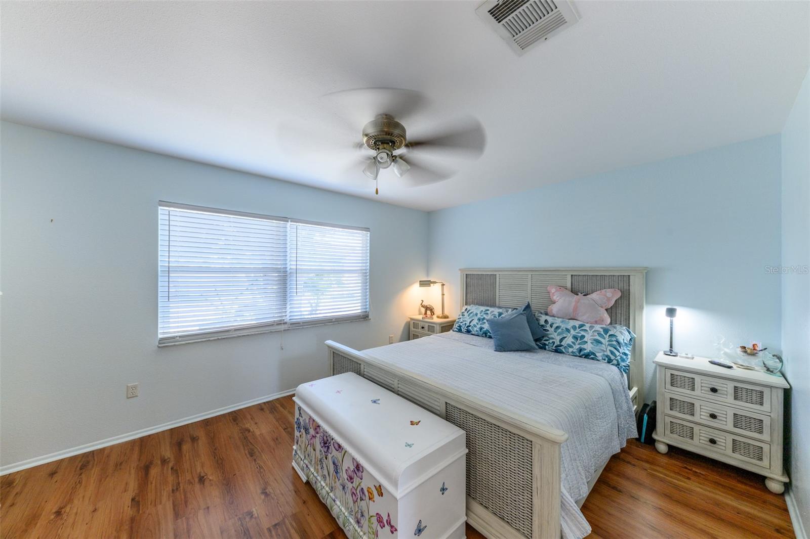 Image 20 of 41 For 4360 Flamingo Boulevard