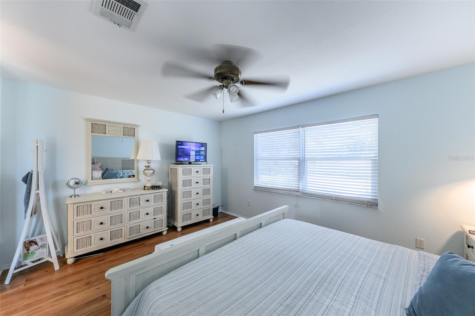 Image 22 of 41 For 4360 Flamingo Boulevard