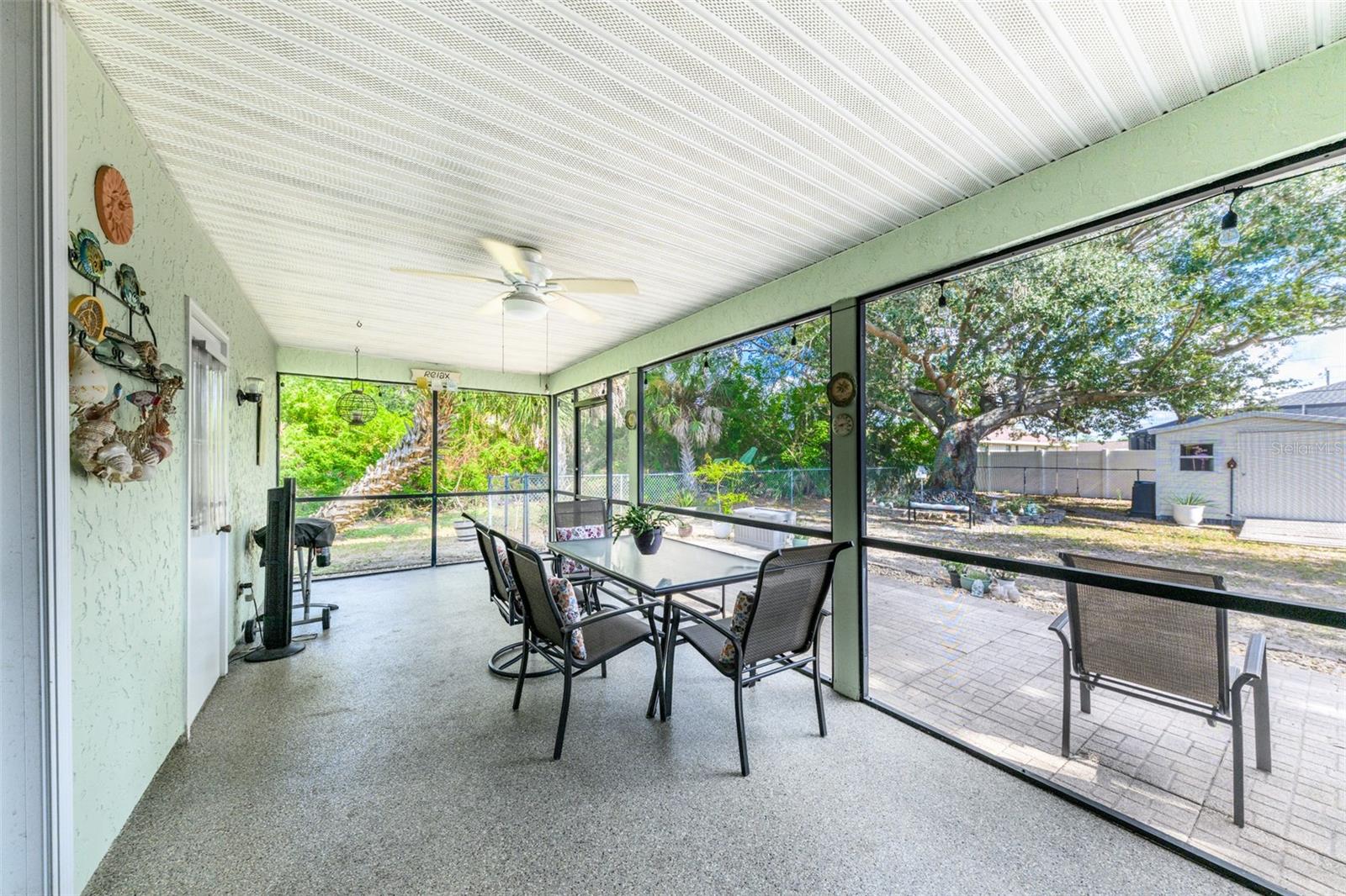 Image 39 of 41 For 4360 Flamingo Boulevard