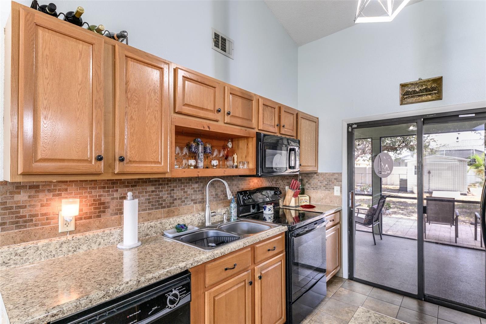 Image 6 of 41 For 4360 Flamingo Boulevard