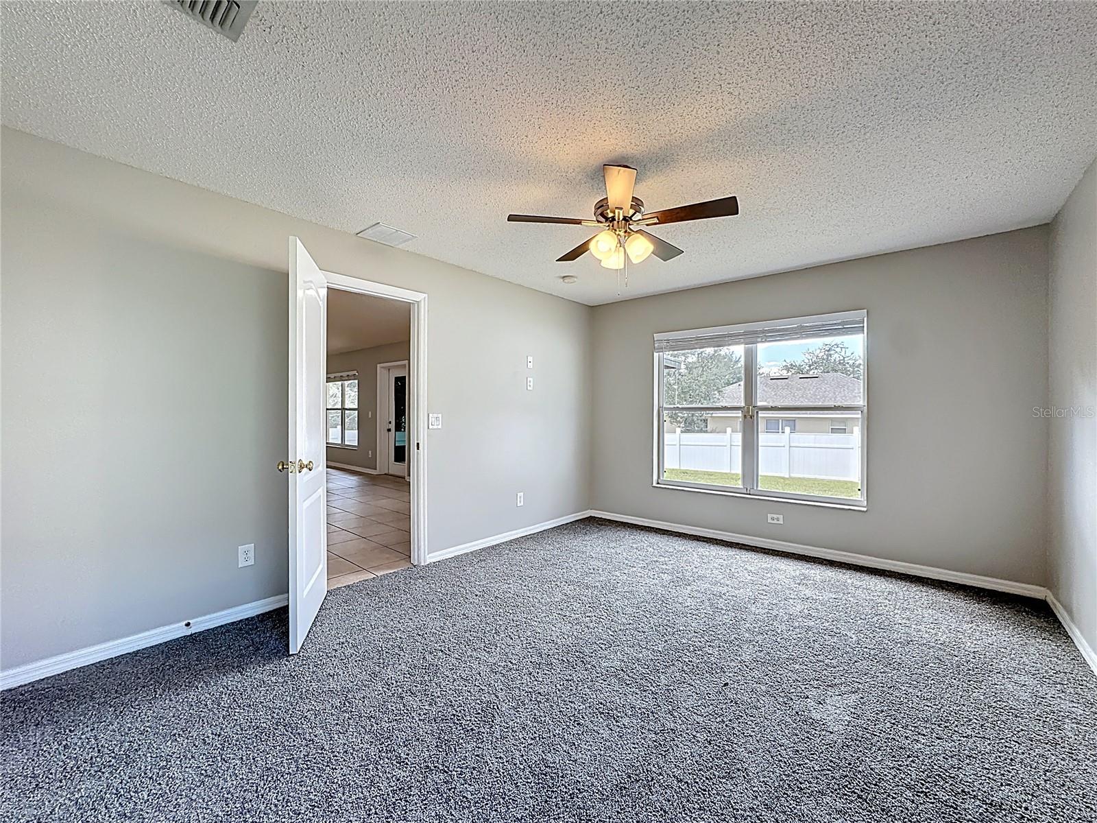 Image 17 of 40 For 1739 Presidio Drive