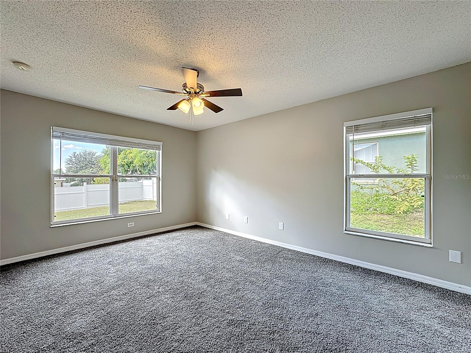 Image 18 of 40 For 1739 Presidio Drive