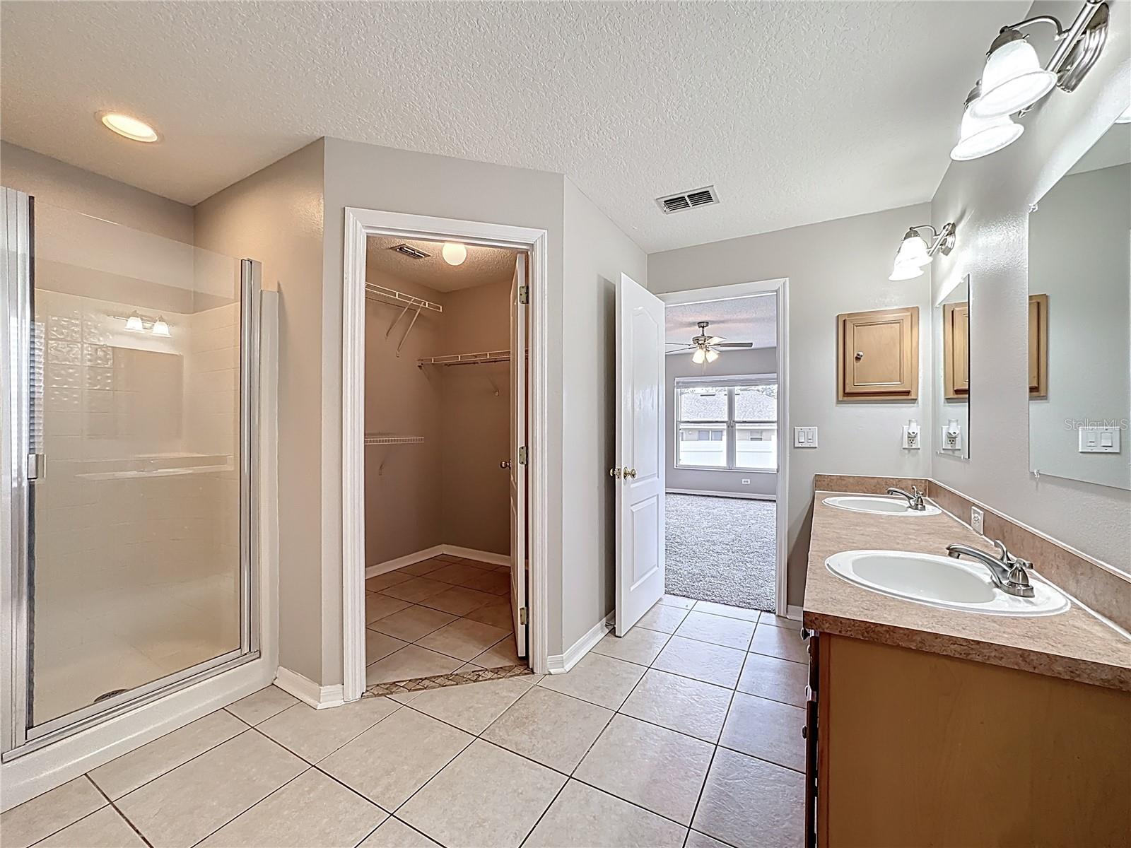 Image 22 of 40 For 1739 Presidio Drive