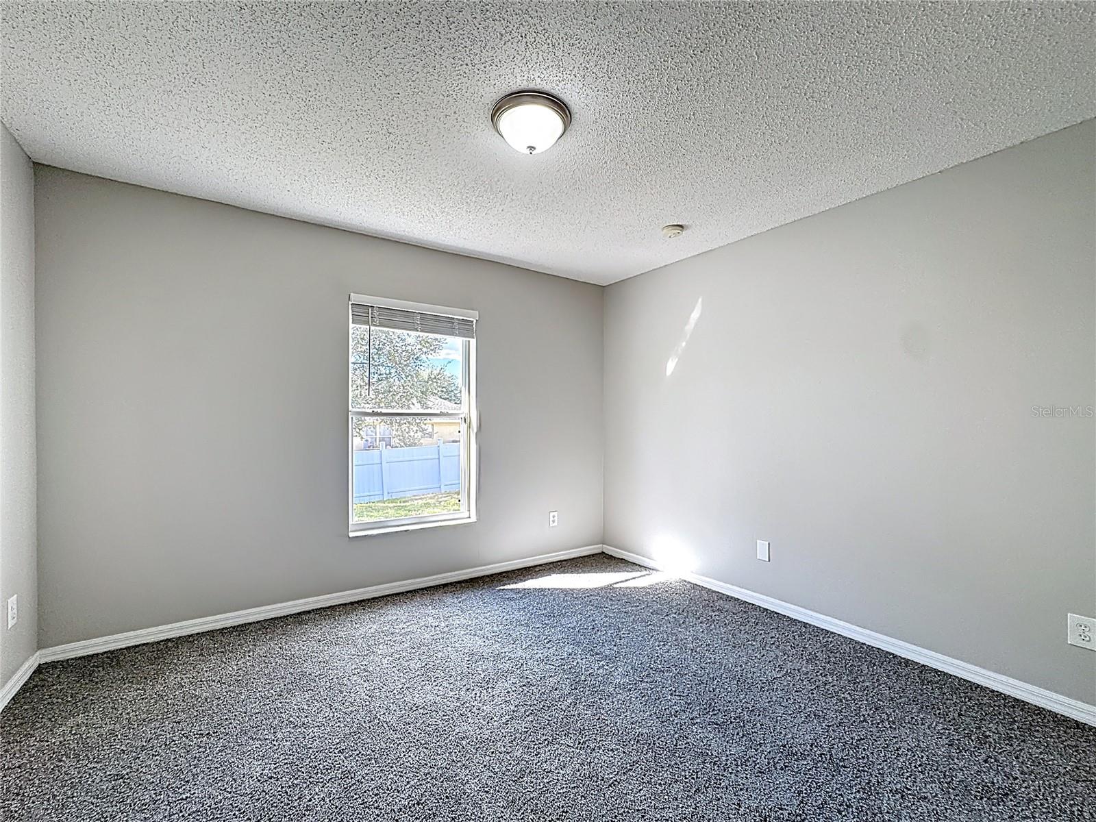 Image 30 of 40 For 1739 Presidio Drive