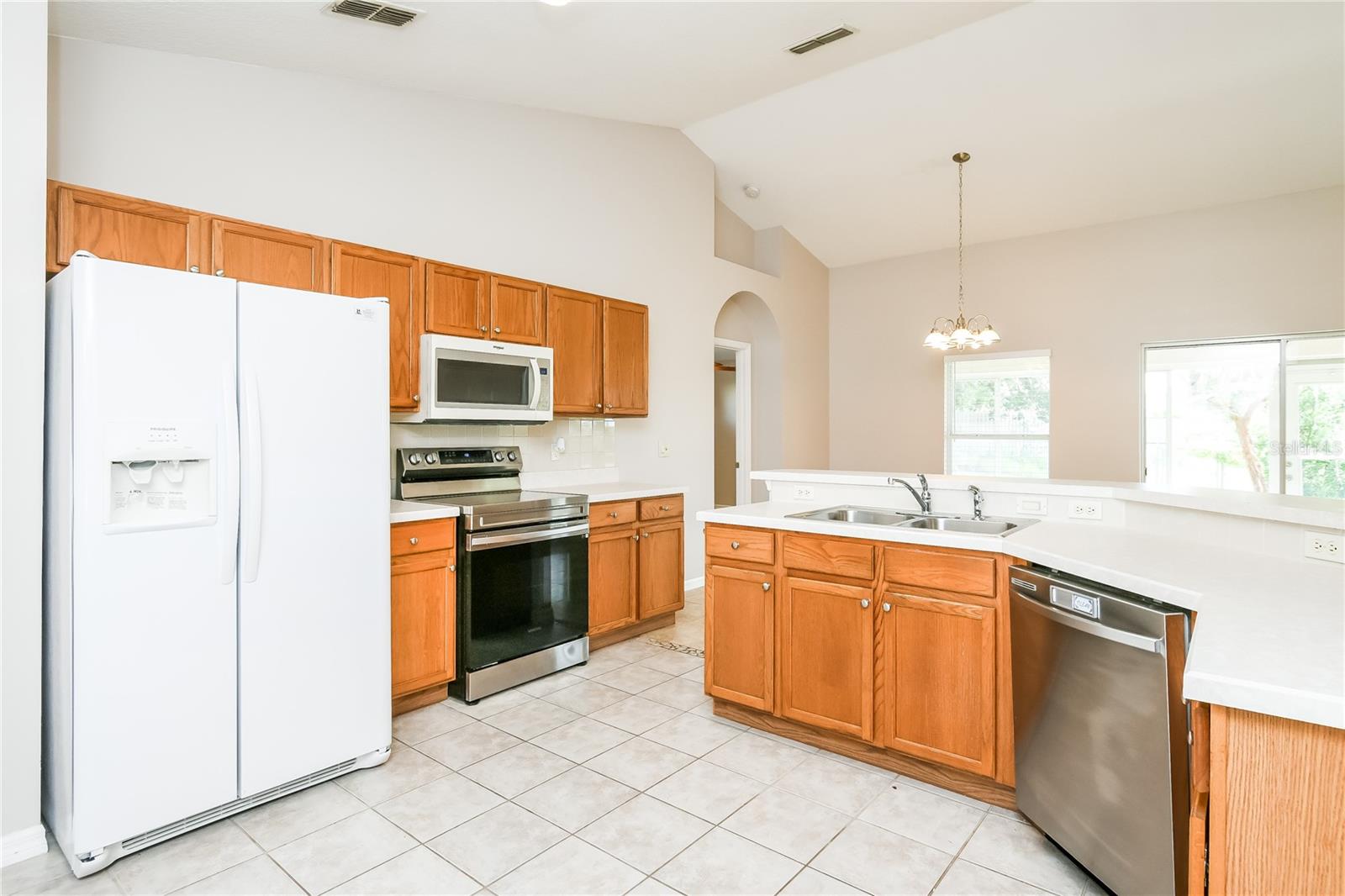 Image 5 of 15 For 15524 Crystal Creek Court