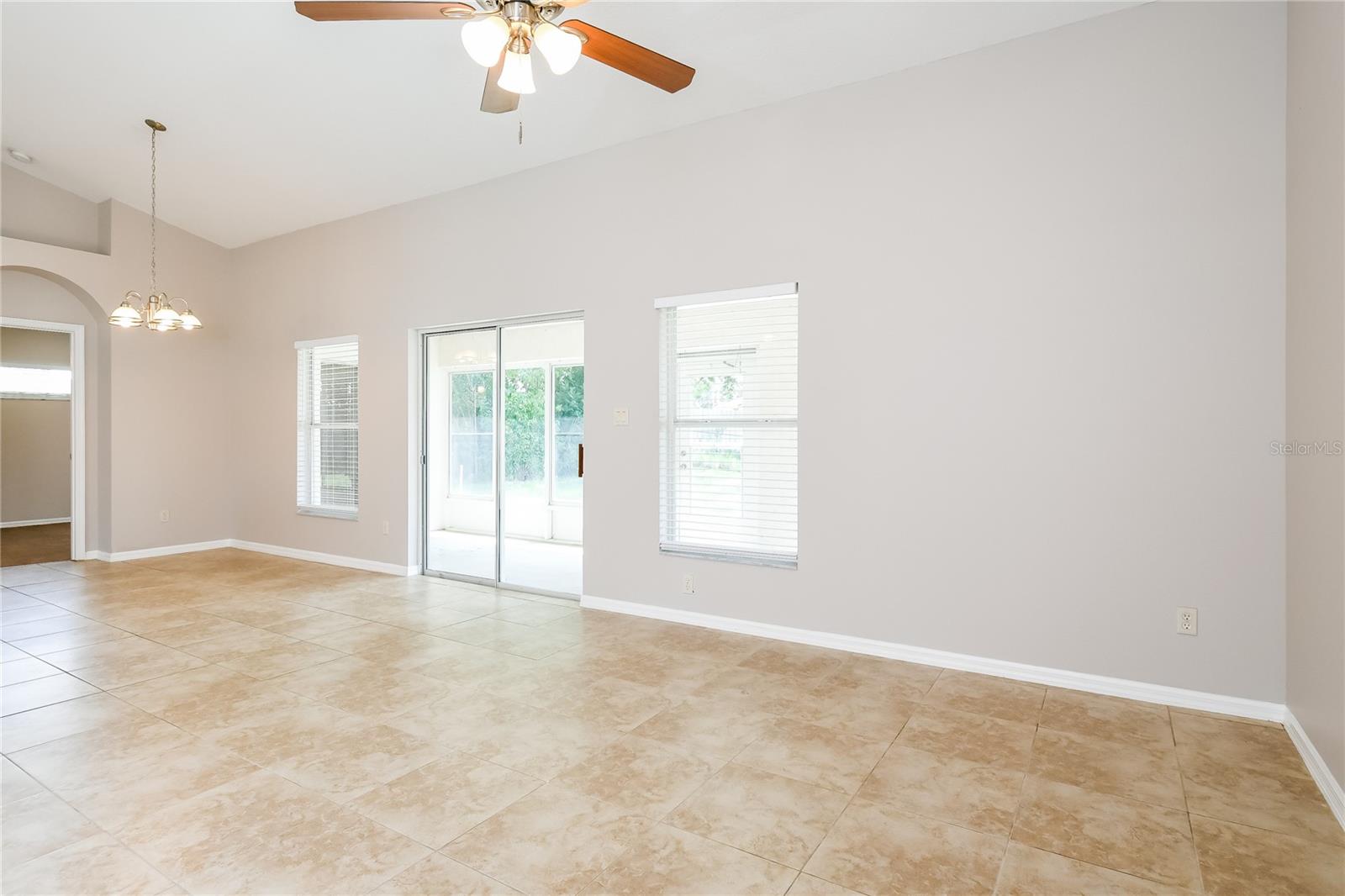 Image 6 of 15 For 15524 Crystal Creek Court