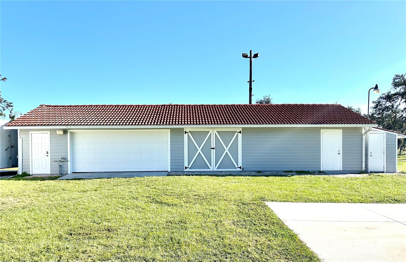 Image 53 of 99 For 1931 Bayshore Drive