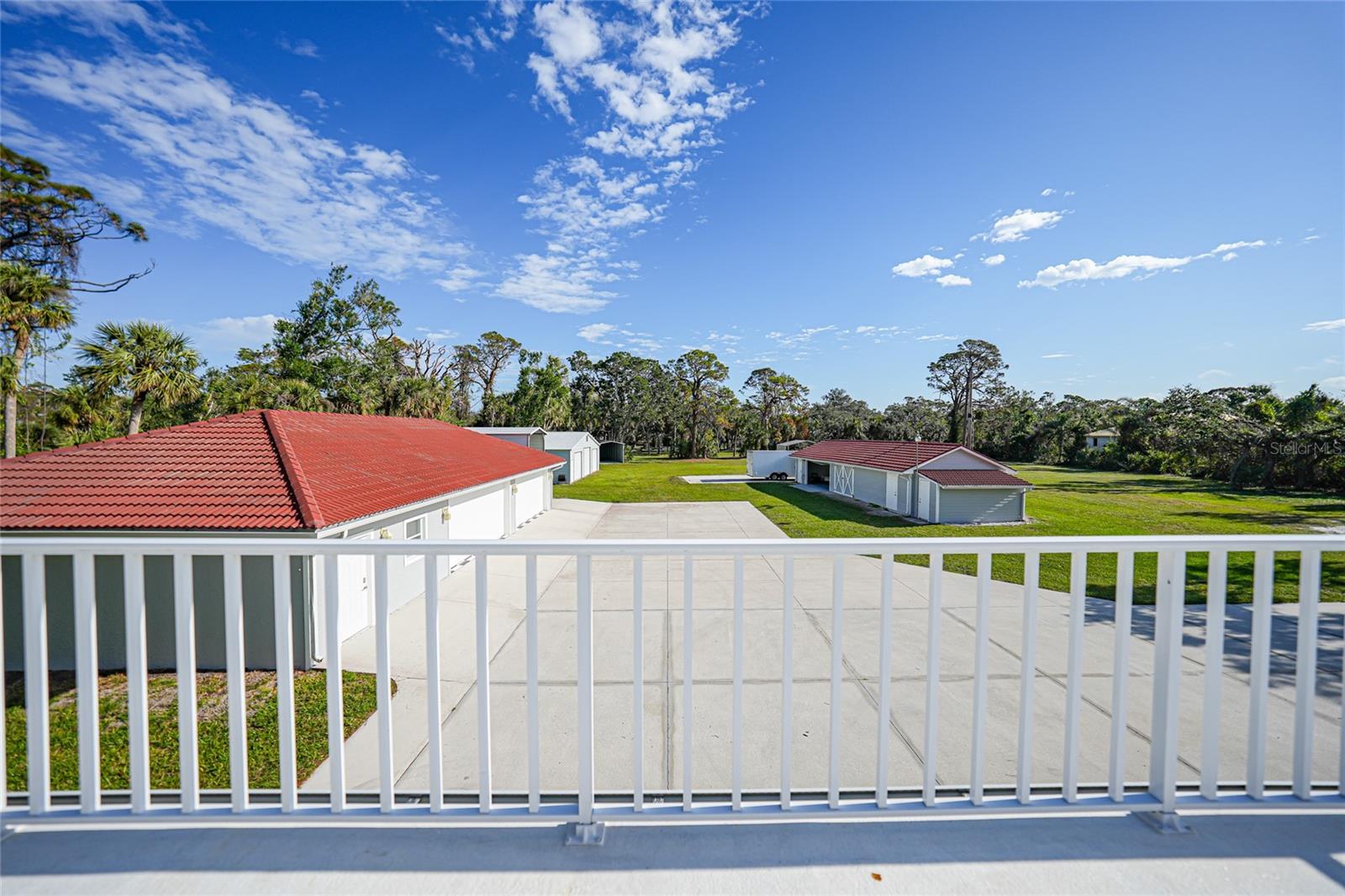 Image 61 of 99 For 1931 Bayshore Drive