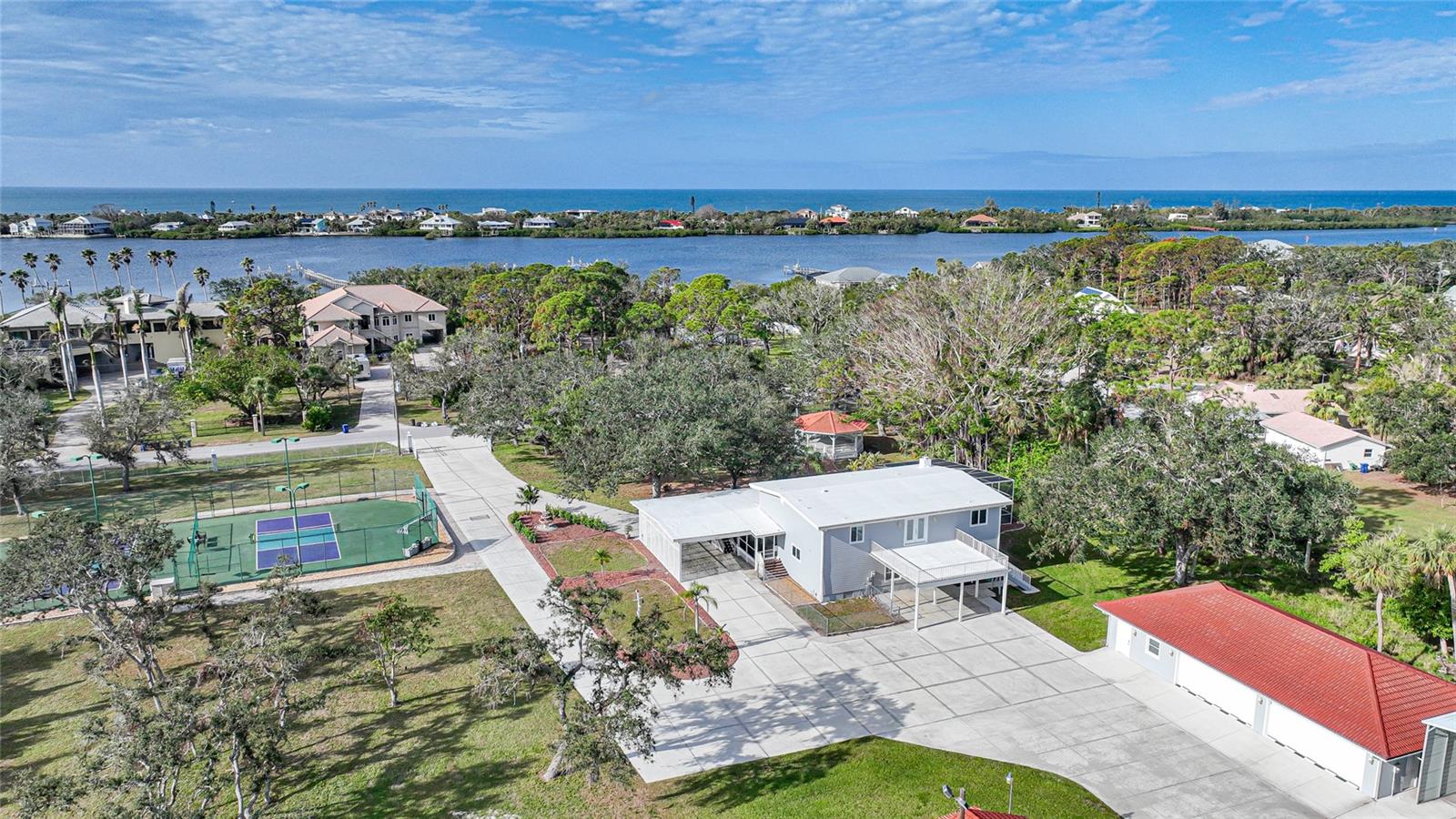 Image 86 of 99 For 1931 Bayshore Drive