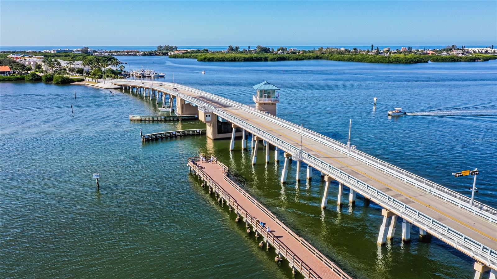 Image 96 of 99 For 1931 Bayshore Drive