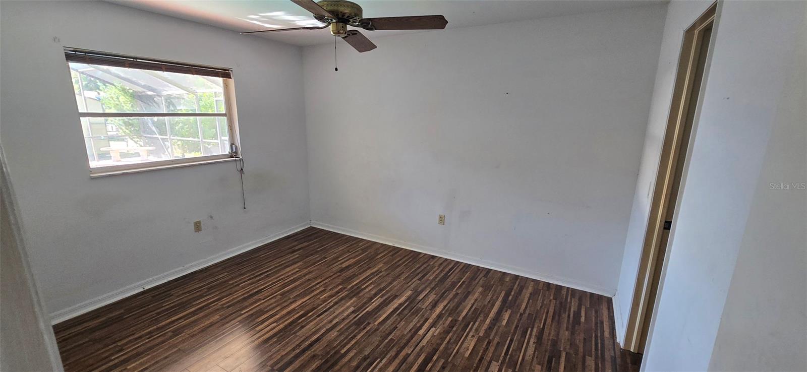 Image 18 of 24 For 1369 Kensington Street