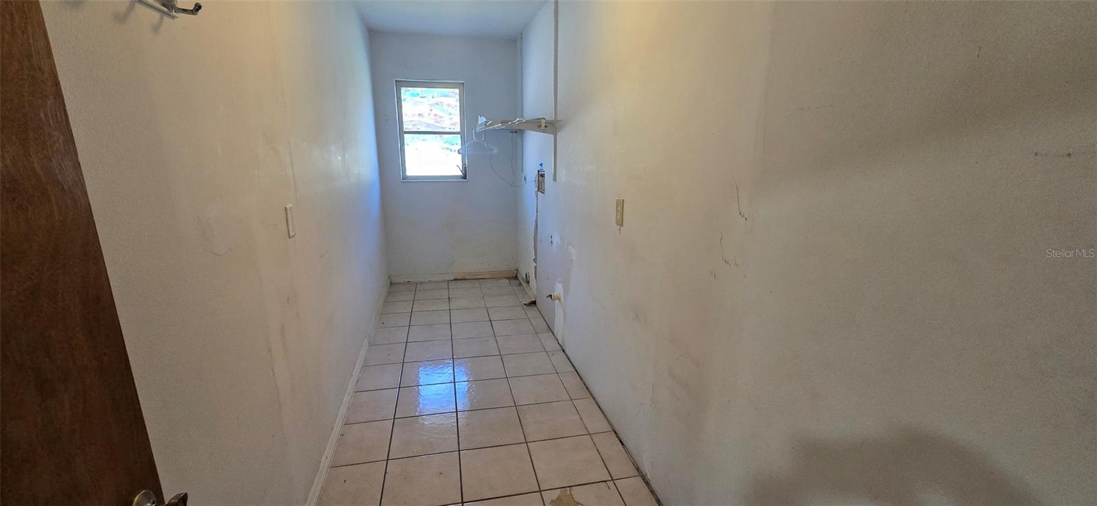 Image 20 of 24 For 1369 Kensington Street