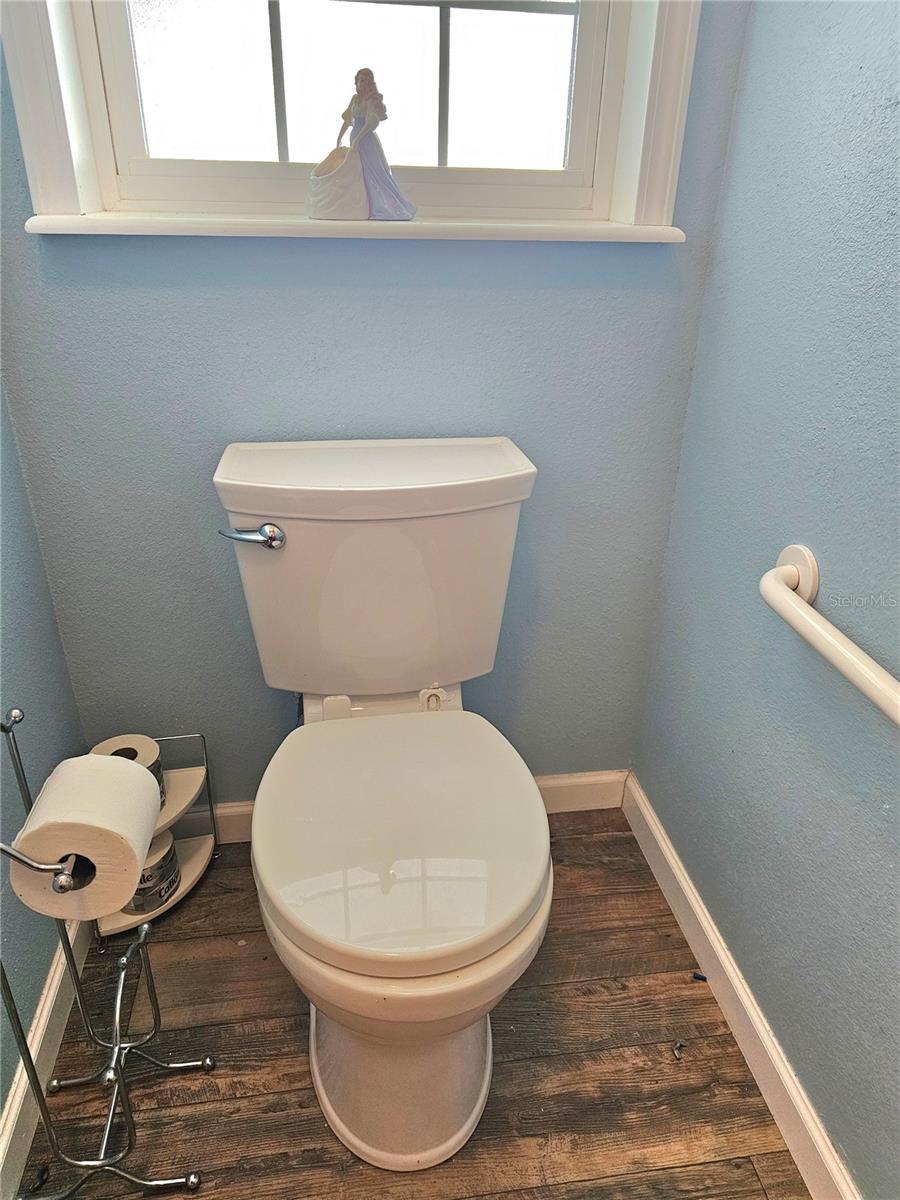 Image 24 of 29 For 4 Hague Road Drive