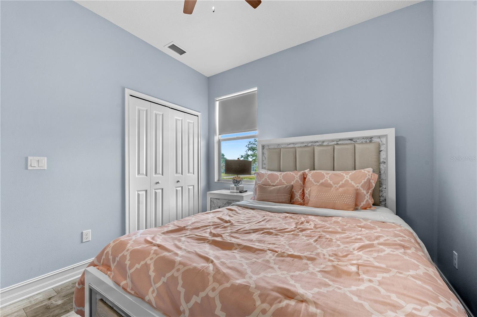 Image 49 of 77 For 241 Annapolis Lane