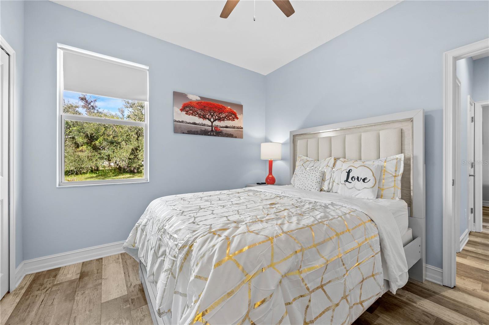 Image 53 of 77 For 241 Annapolis Lane