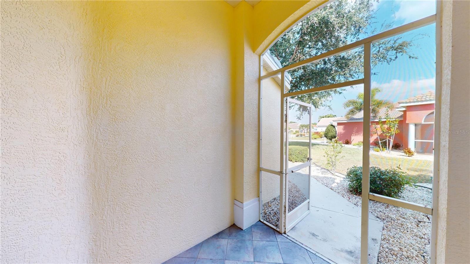 Image 3 of 38 For 10322 Arrowhead Drive