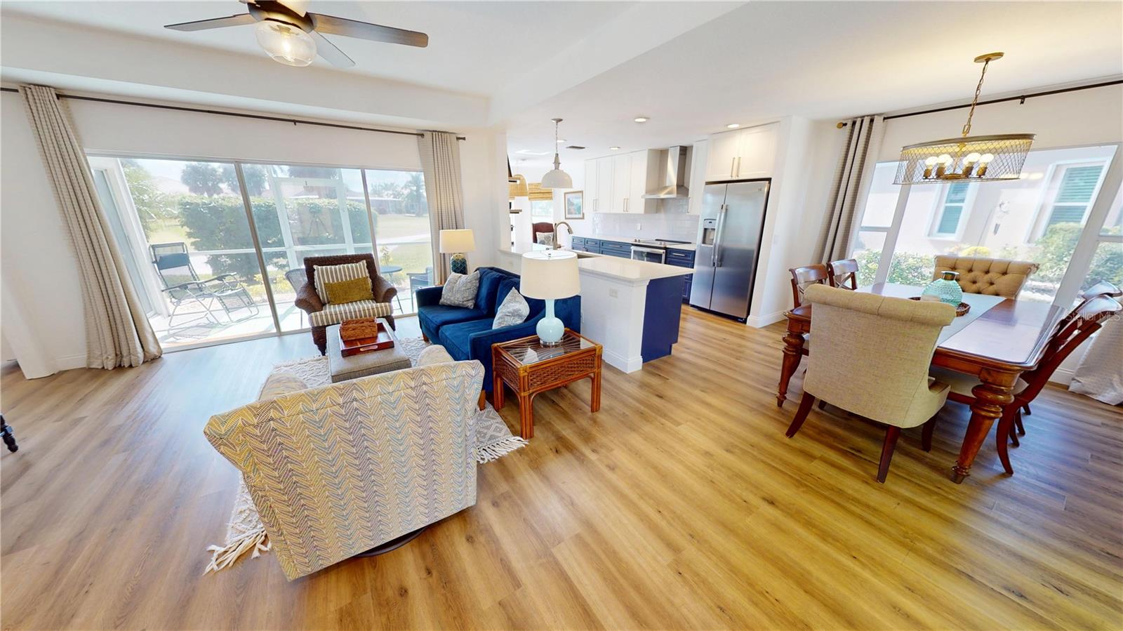 Image 4 of 38 For 10322 Arrowhead Drive