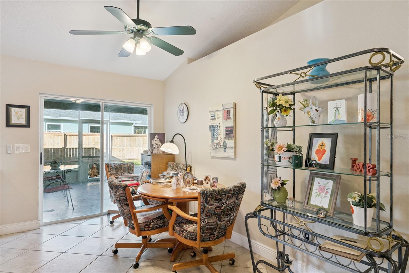 Image 14 of 35 For 1030 High Ridge Court