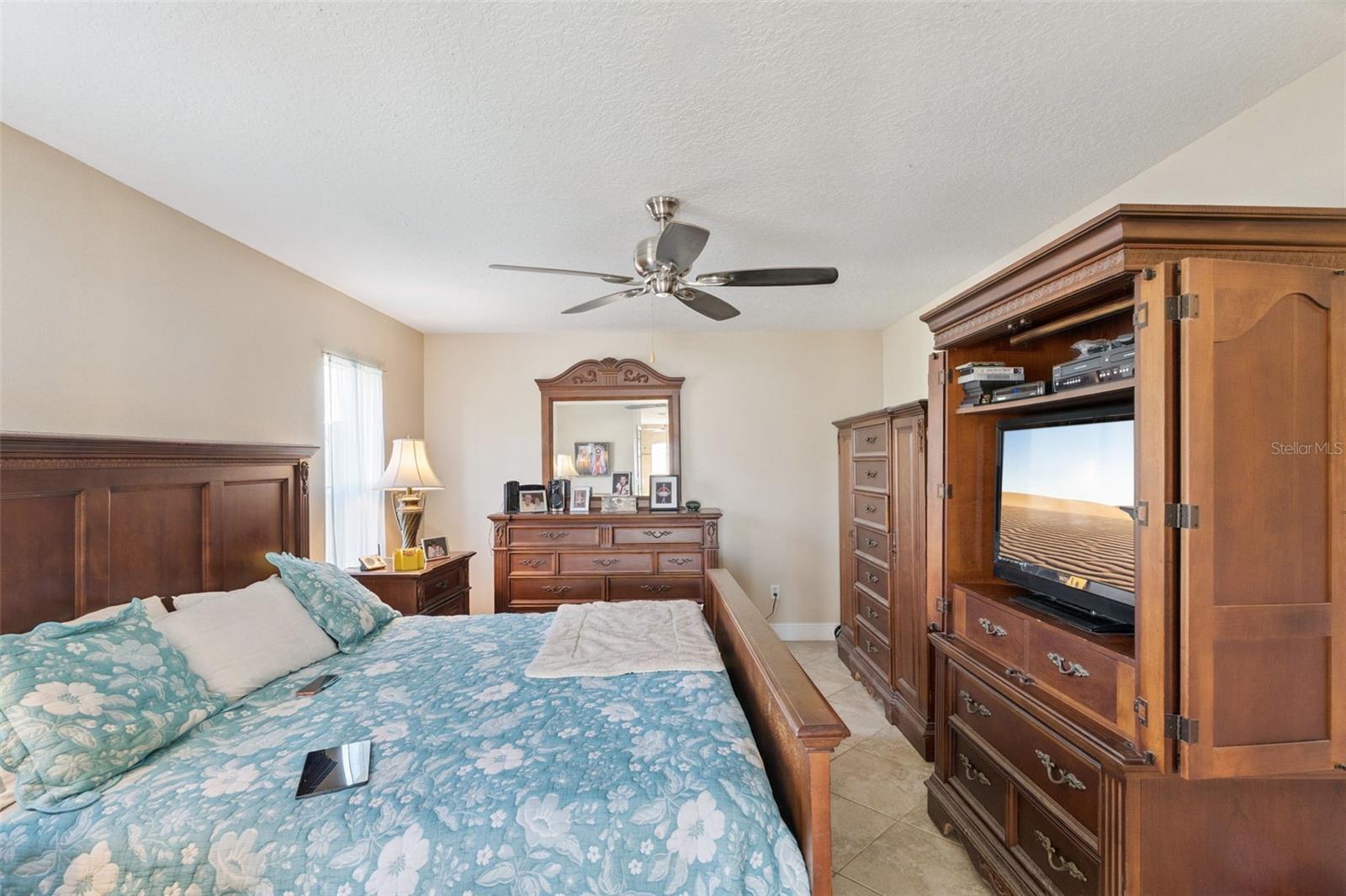 Image 21 of 35 For 1030 High Ridge Court