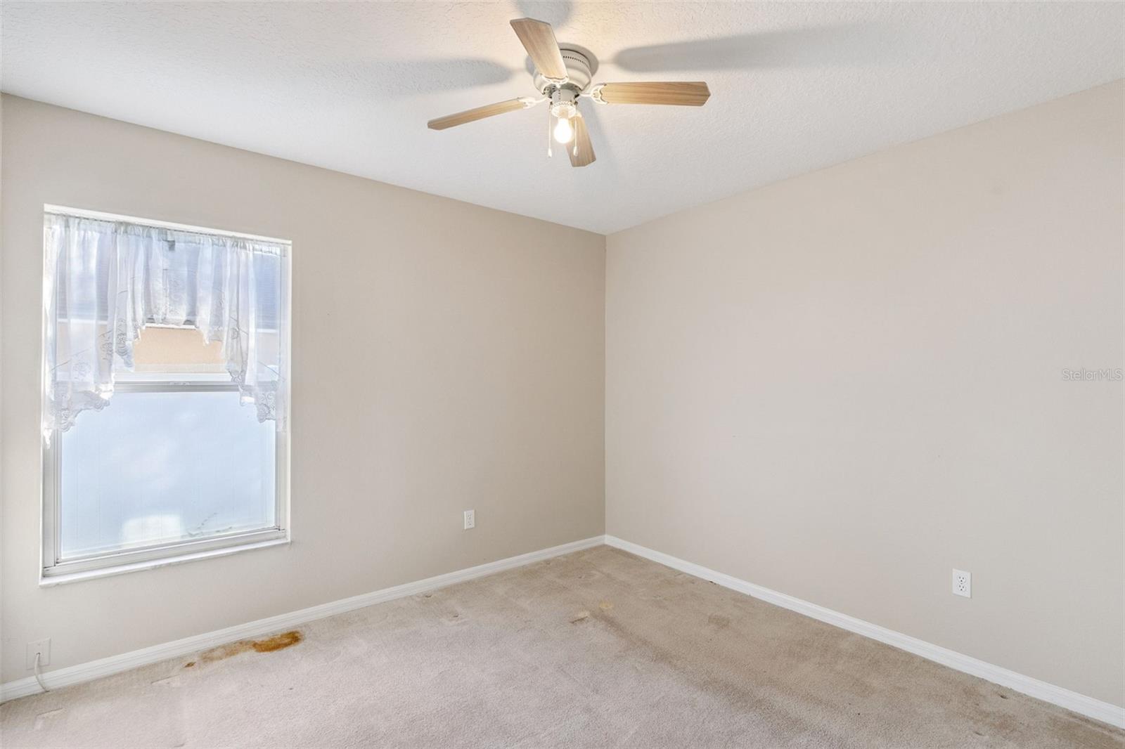 Image 24 of 35 For 1030 High Ridge Court