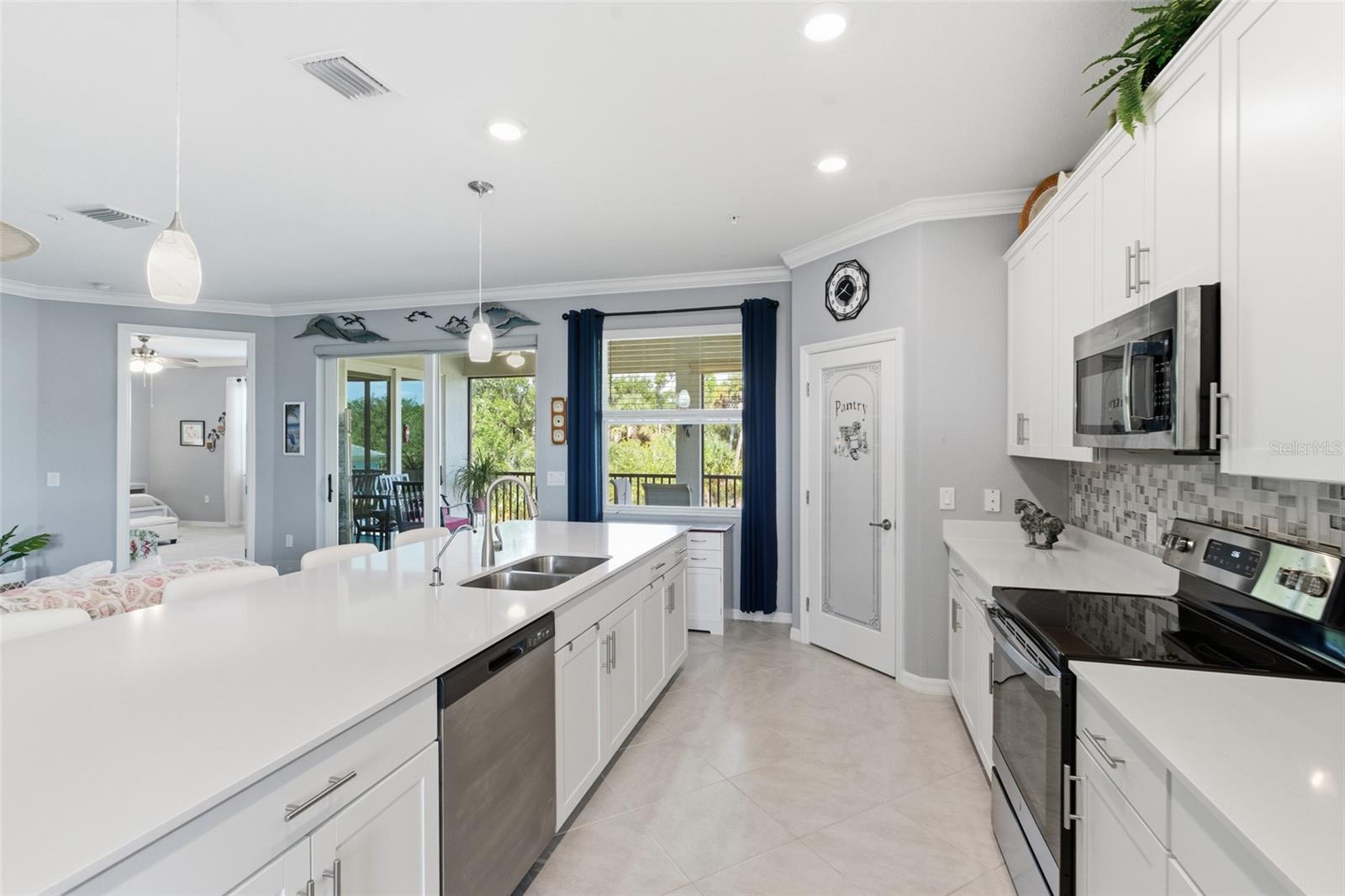 Image 14 of 69 For 14673 Sycamore Court 3522