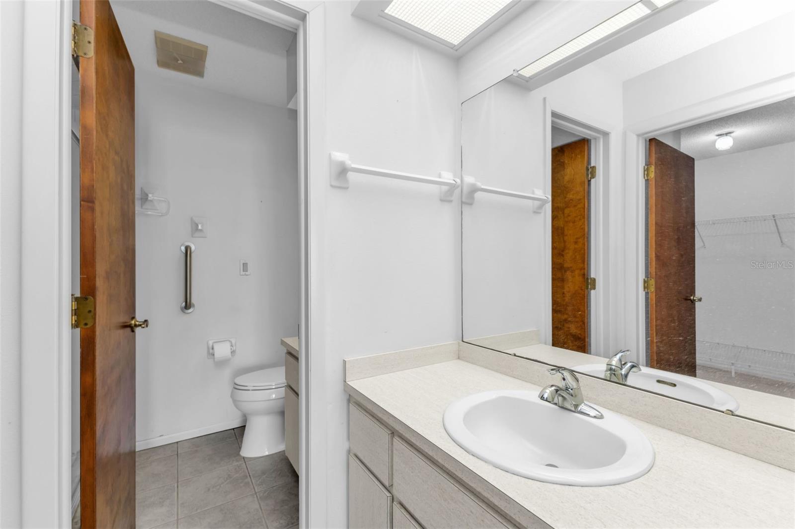 Image 20 of 40 For 1680 Via Bianca