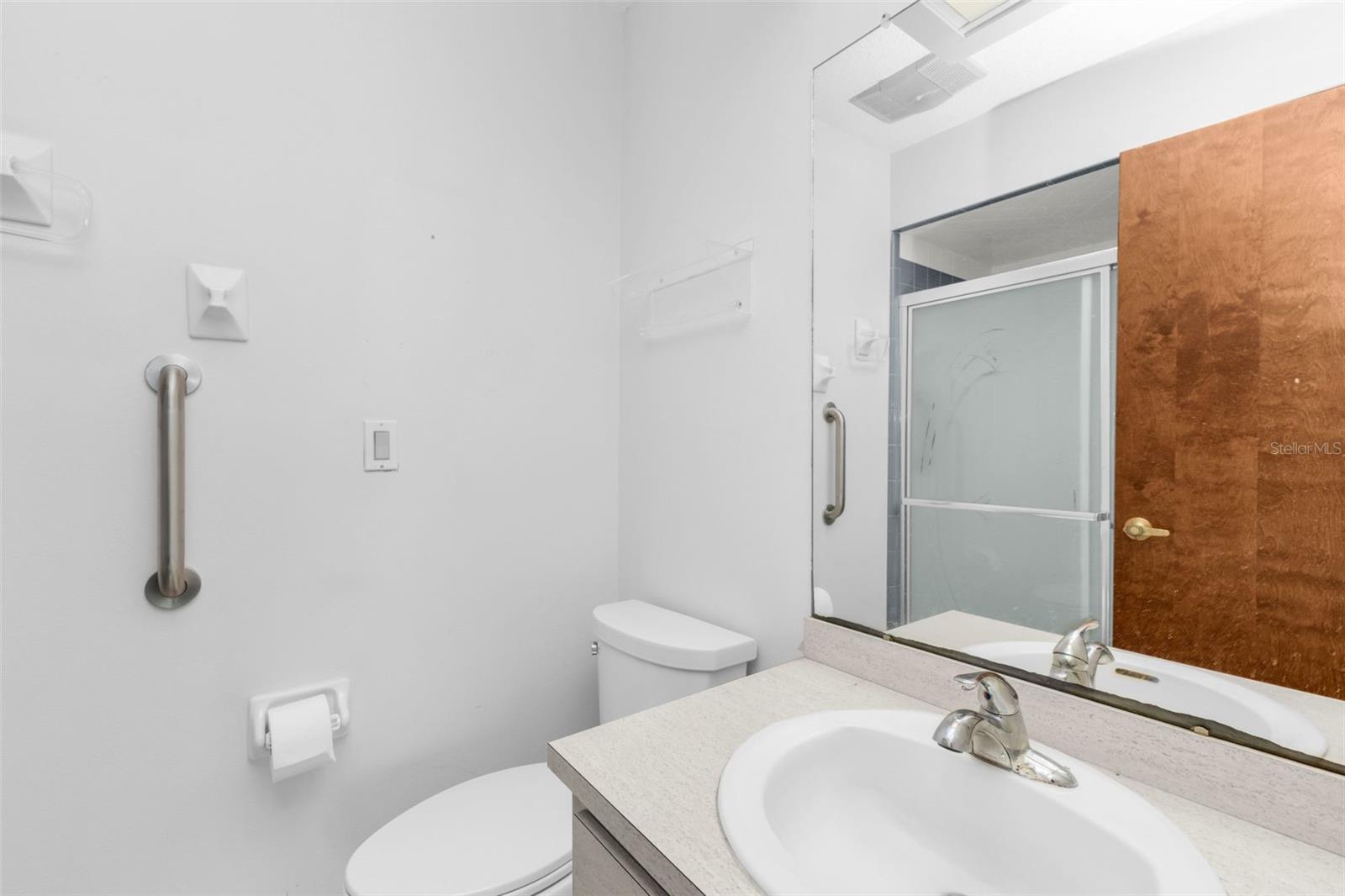 Image 21 of 40 For 1680 Via Bianca