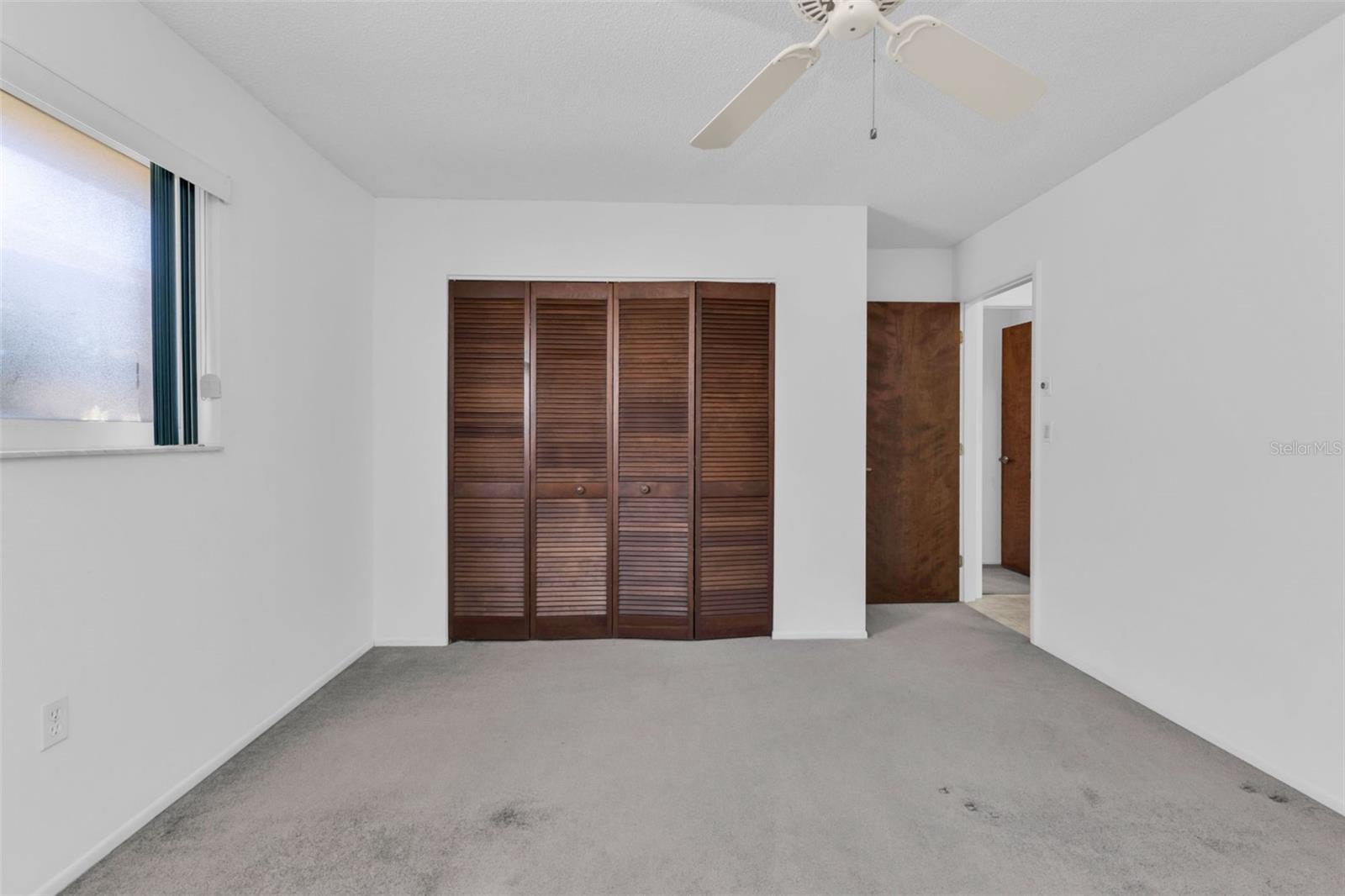 Image 23 of 40 For 1680 Via Bianca