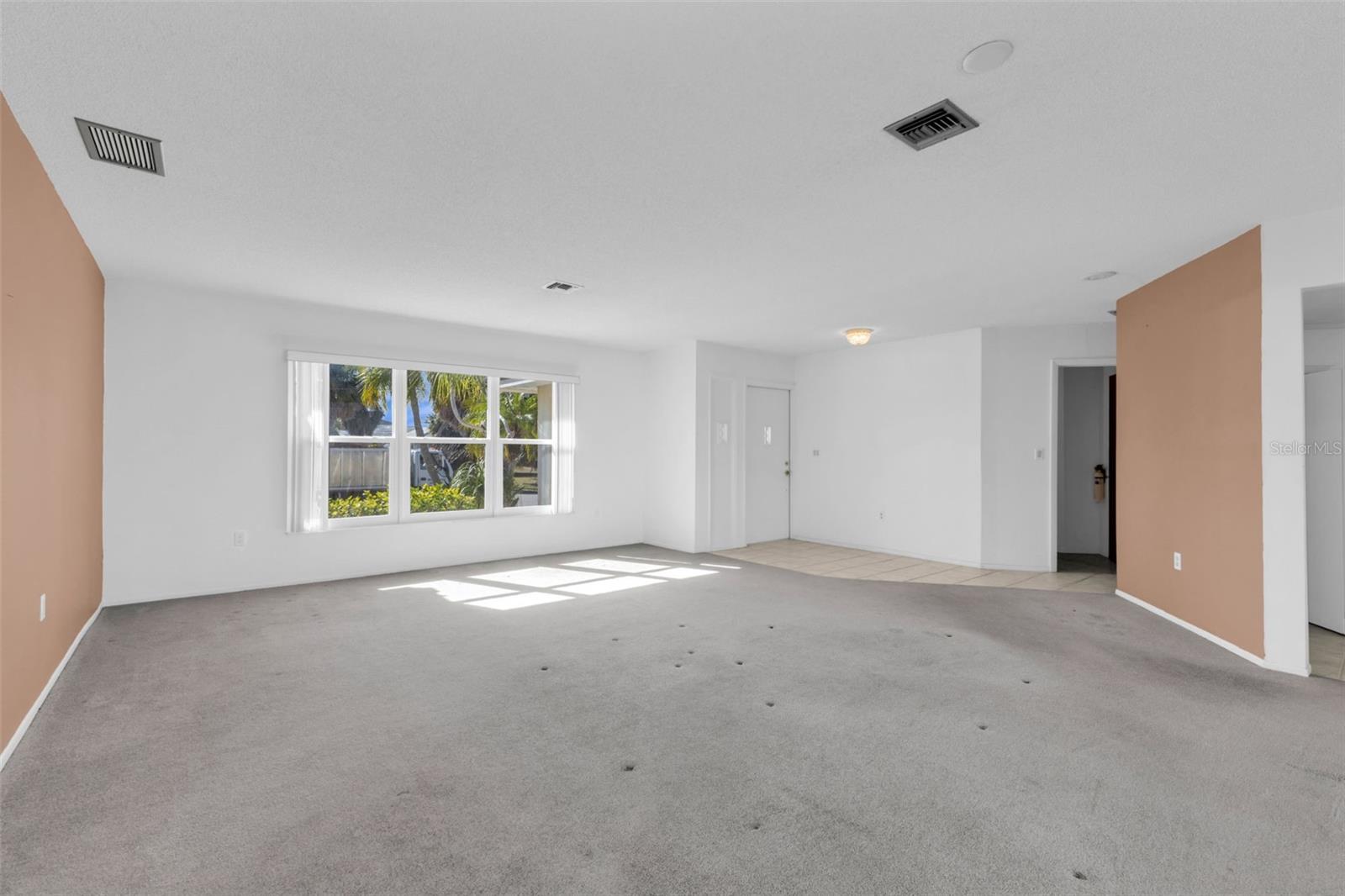 Image 9 of 40 For 1680 Via Bianca