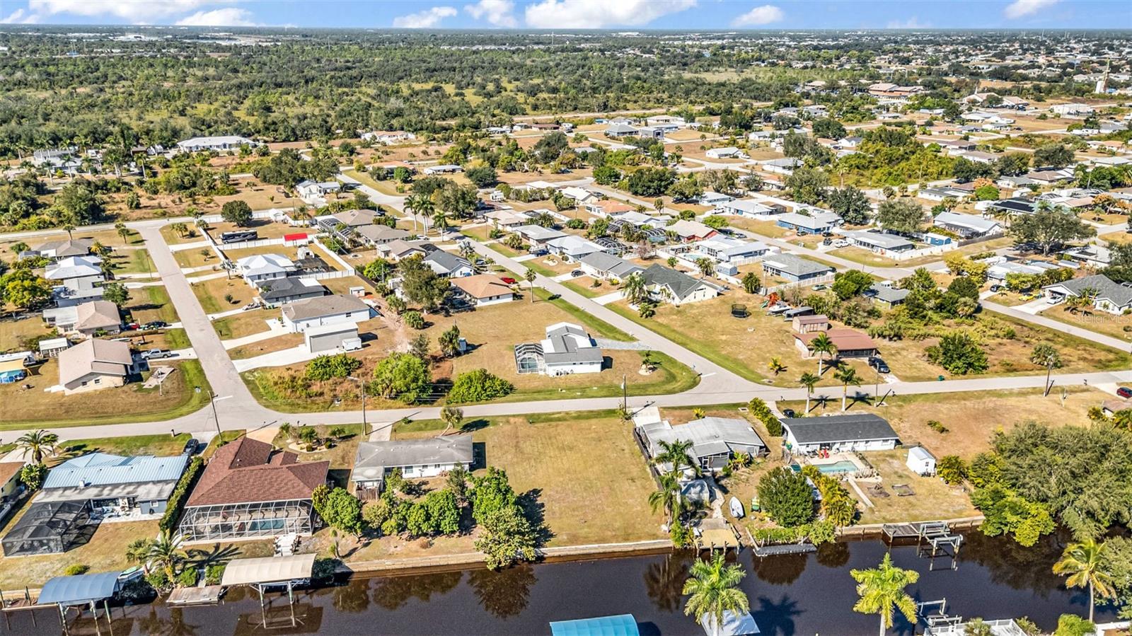 Image 14 of 35 For 3334 Dover Drive