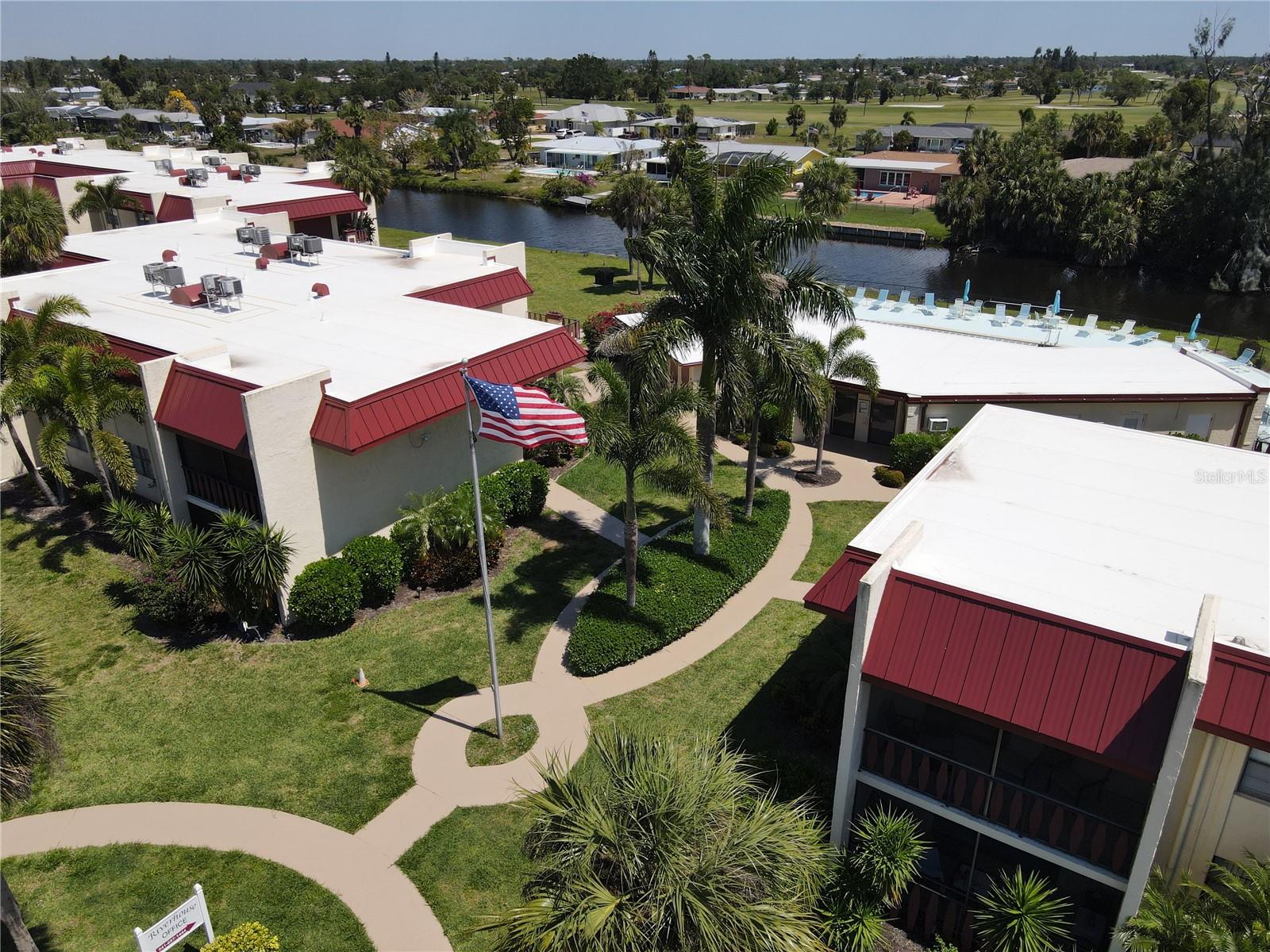 Image 12 of 25 For 78 Boundary Boulevard 193