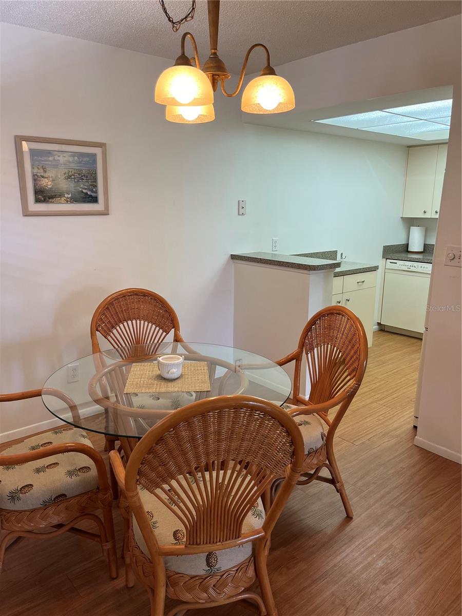 Image 21 of 25 For 78 Boundary Boulevard 193