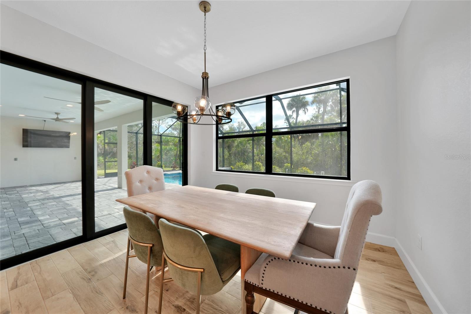 Image 16 of 68 For 5711 Nymph Avenue