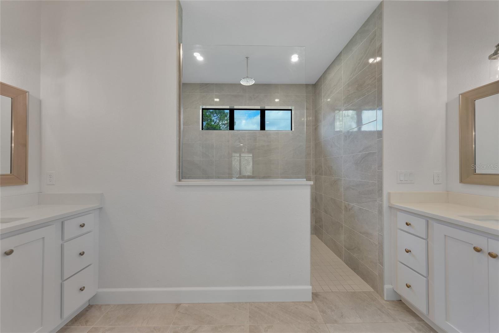 Image 29 of 68 For 5711 Nymph Avenue