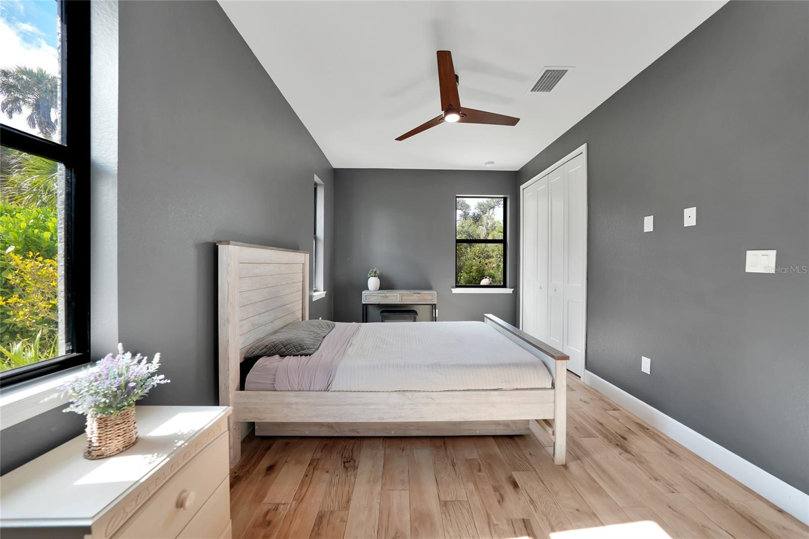 Image 40 of 68 For 5711 Nymph Avenue