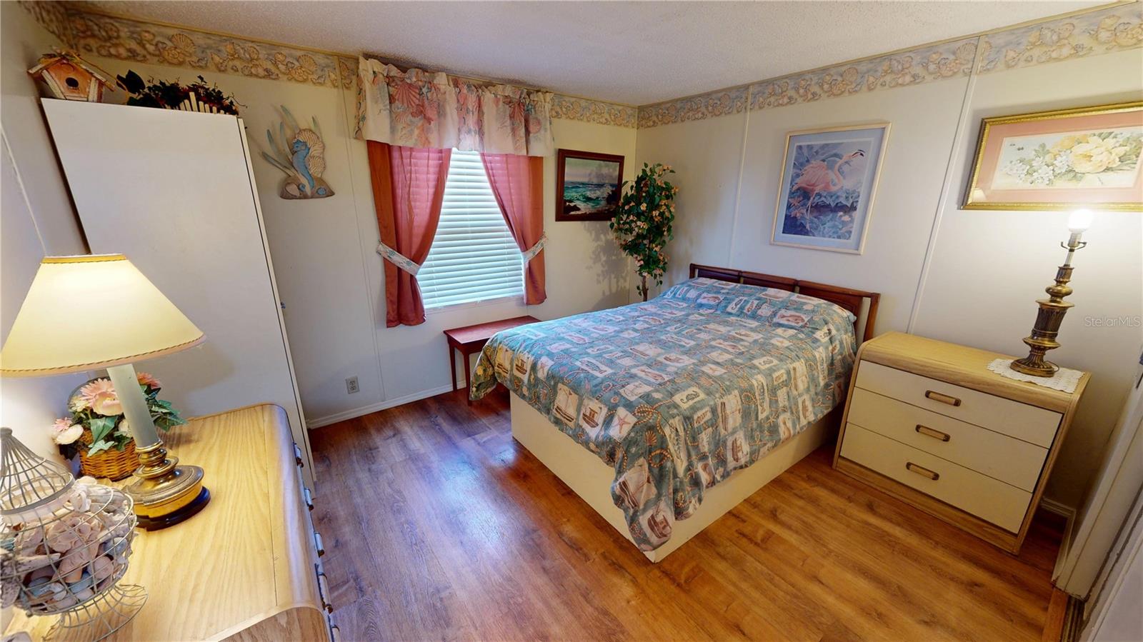 Image 15 of 32 For 4361 Riverside Drive