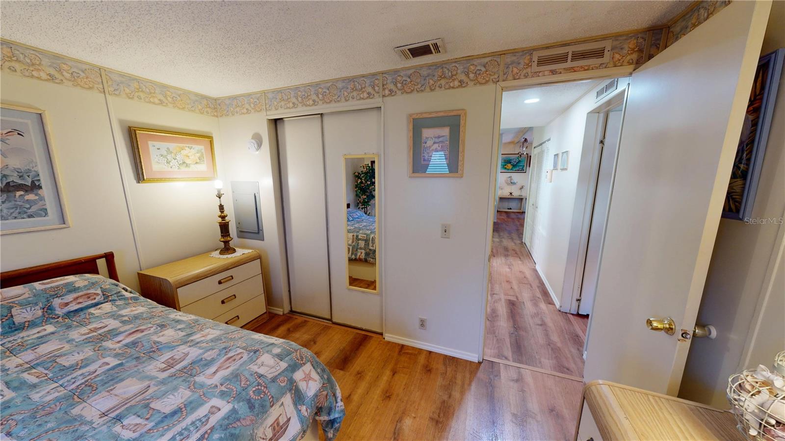 Image 16 of 32 For 4361 Riverside Drive